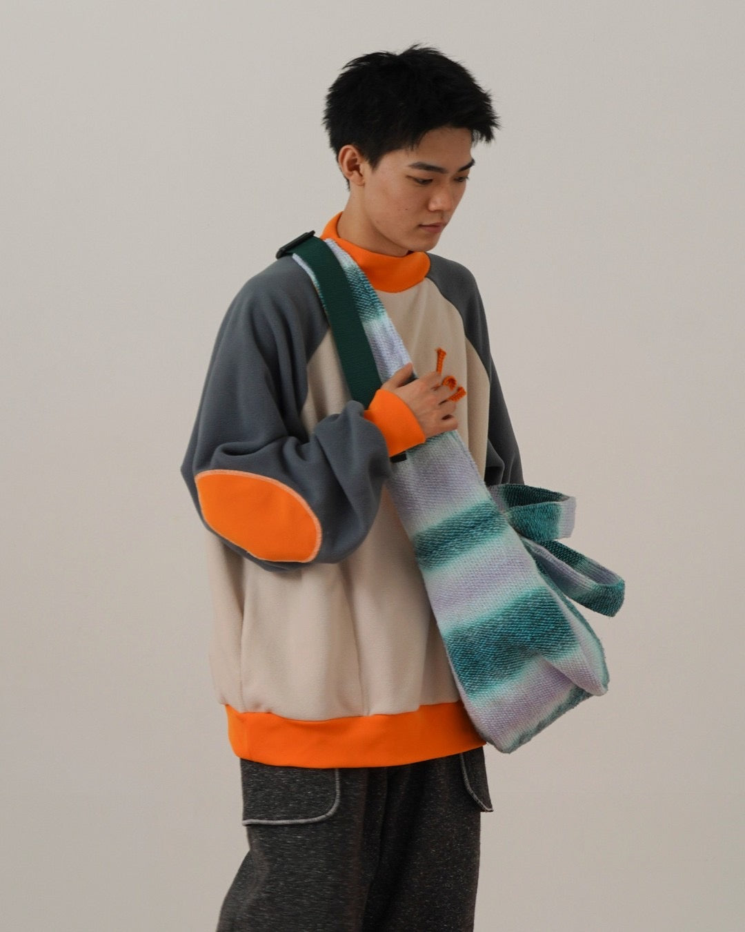 TIE DYE SHOULDER TOTE