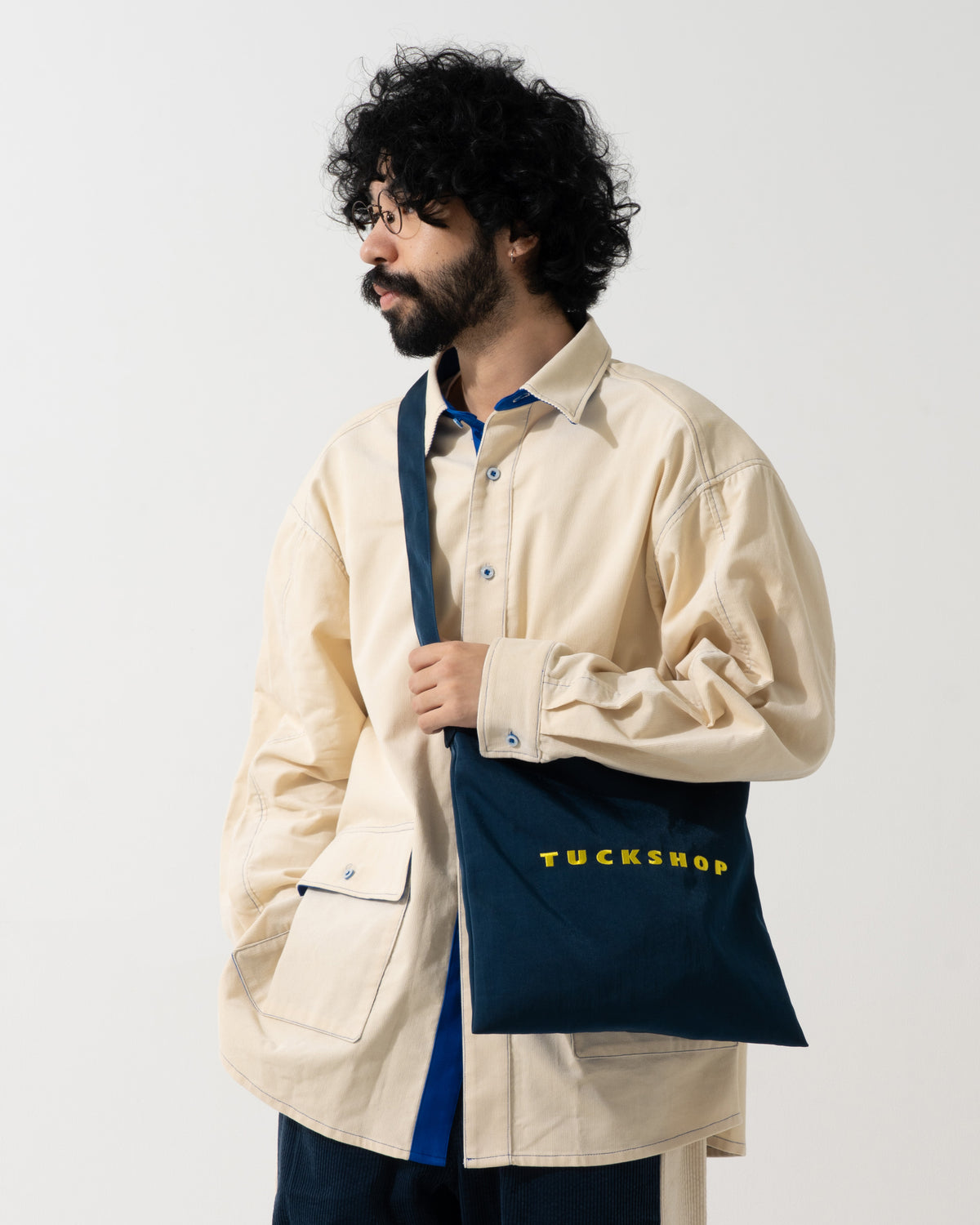 LOGO SHOULDER BAG