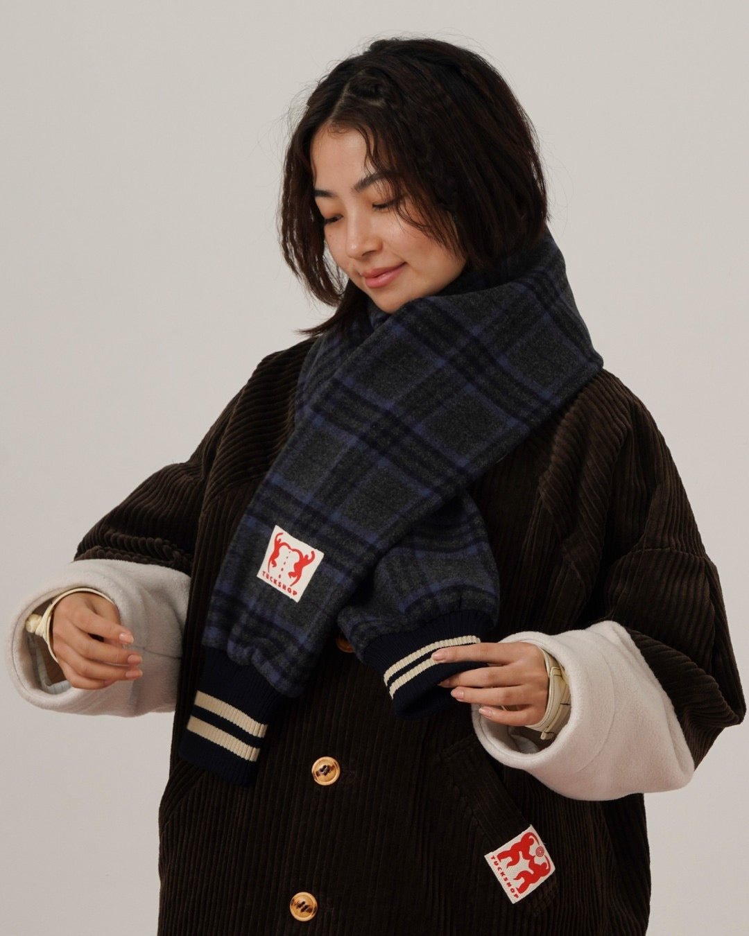 SLEEVE SCARF - TUCKSHOP