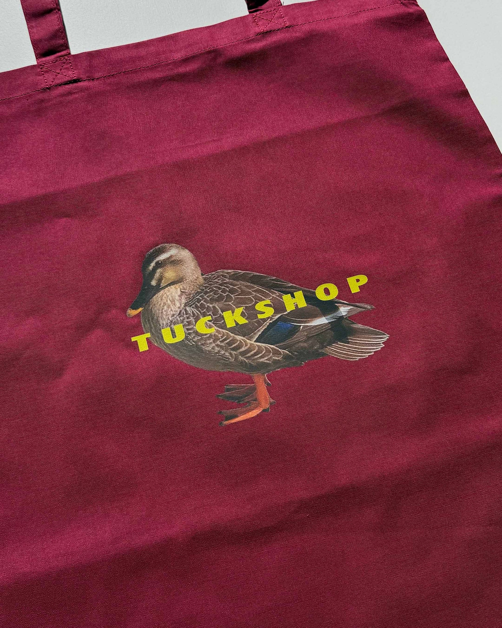 GIFT WRAPPING HOLIDAY DUCK WRAP TOTE