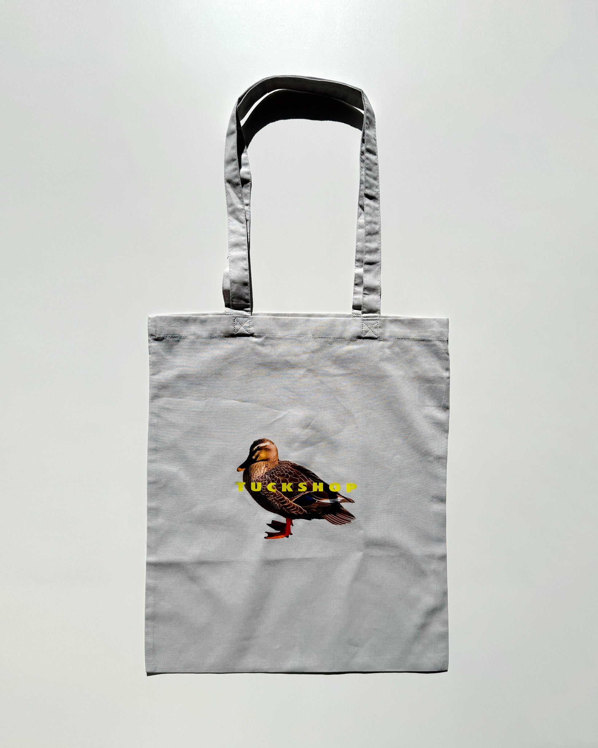 GIFT WRAPPING HOLIDAY DUCK WRAP TOTE