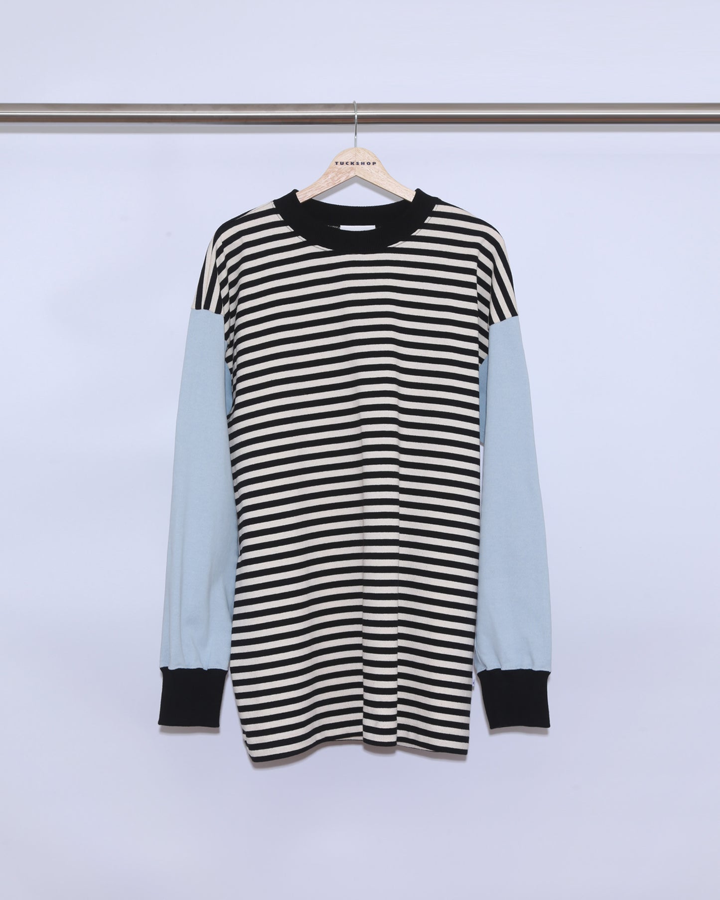 BORDER LONG SLEEVE CUT SEW
