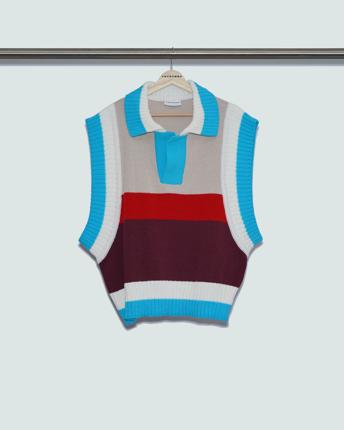 COLLARED KNIT VEST