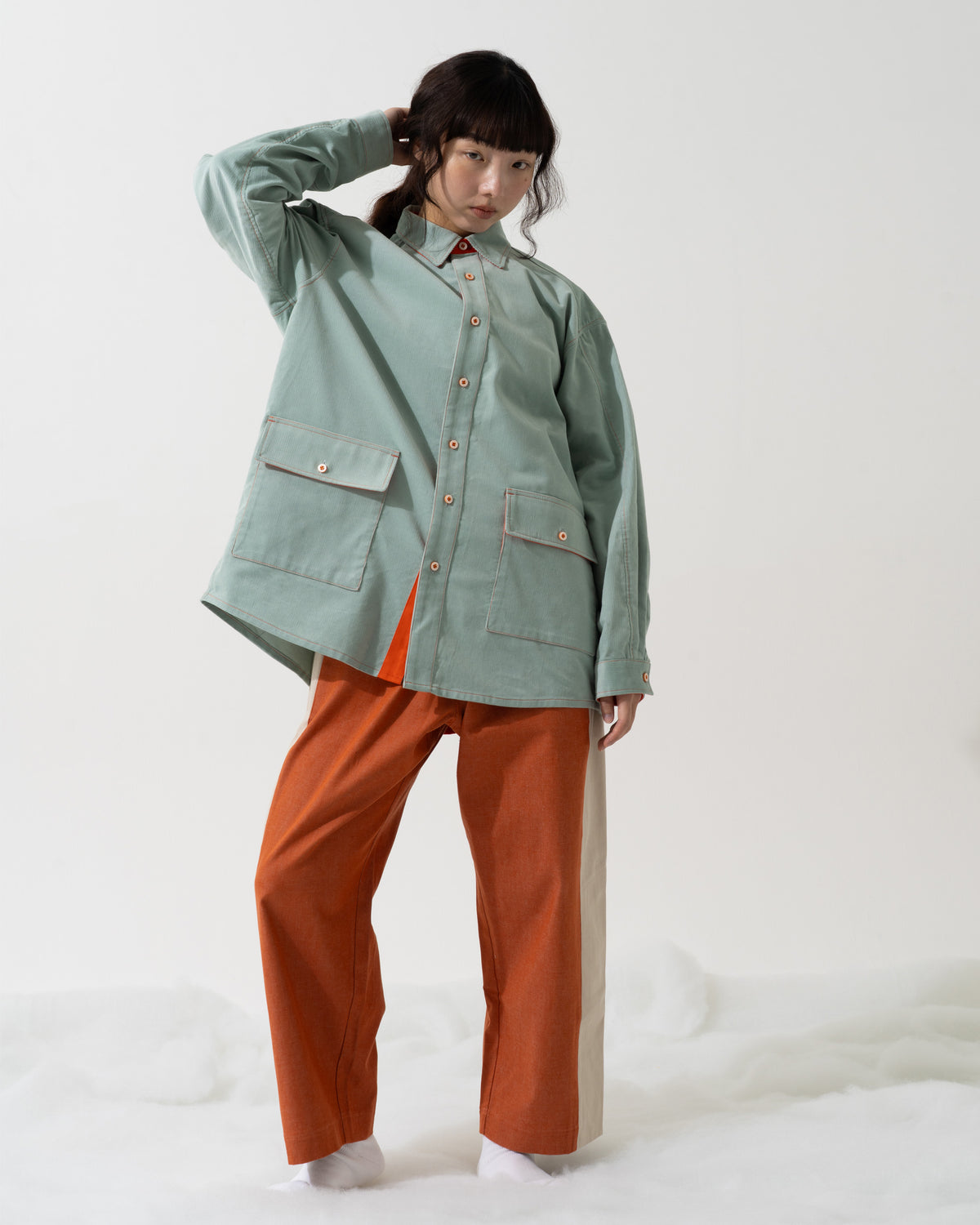 SPLIT SS SHIRT / off white & khaki