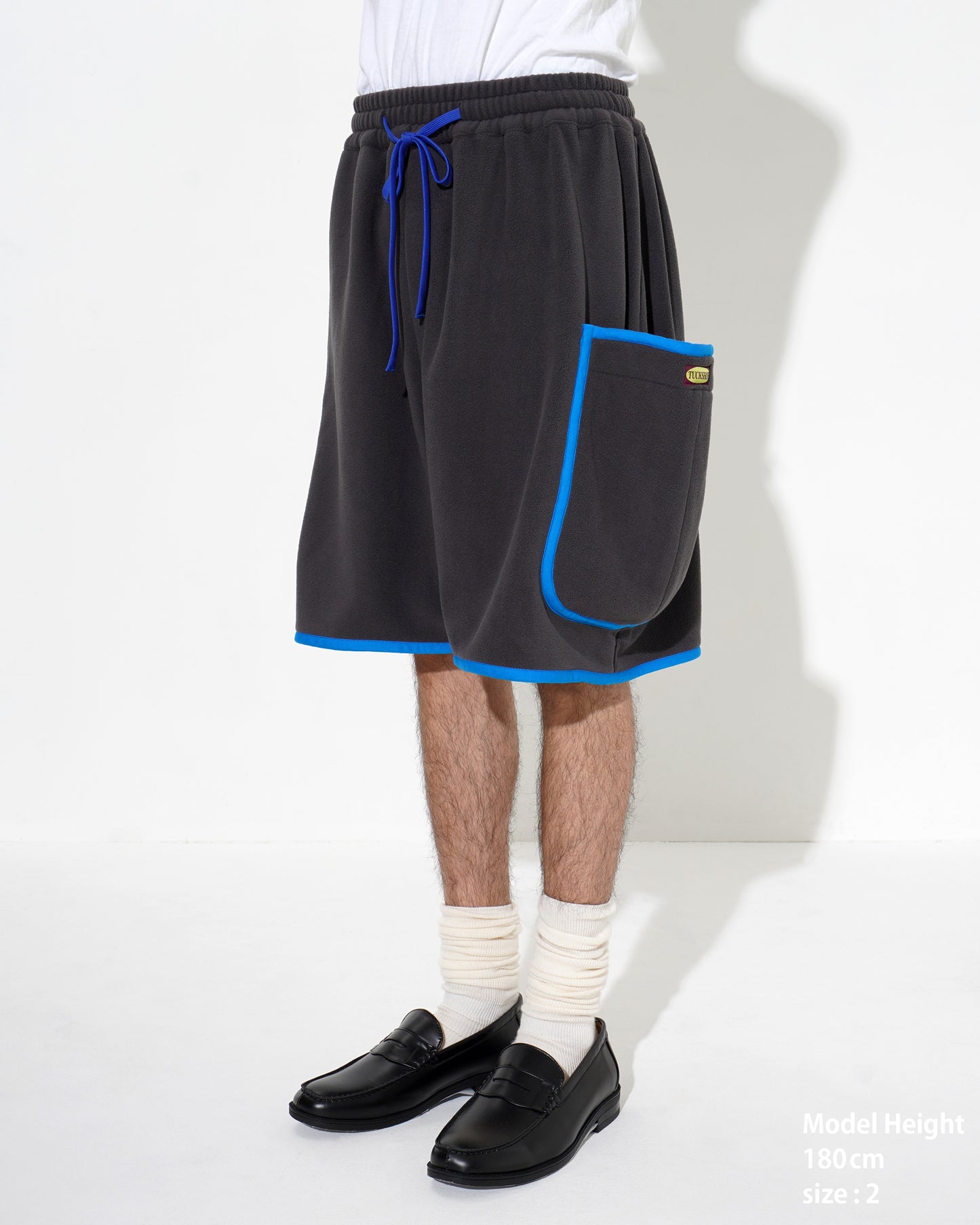 FLEECE PIPING SHORTS