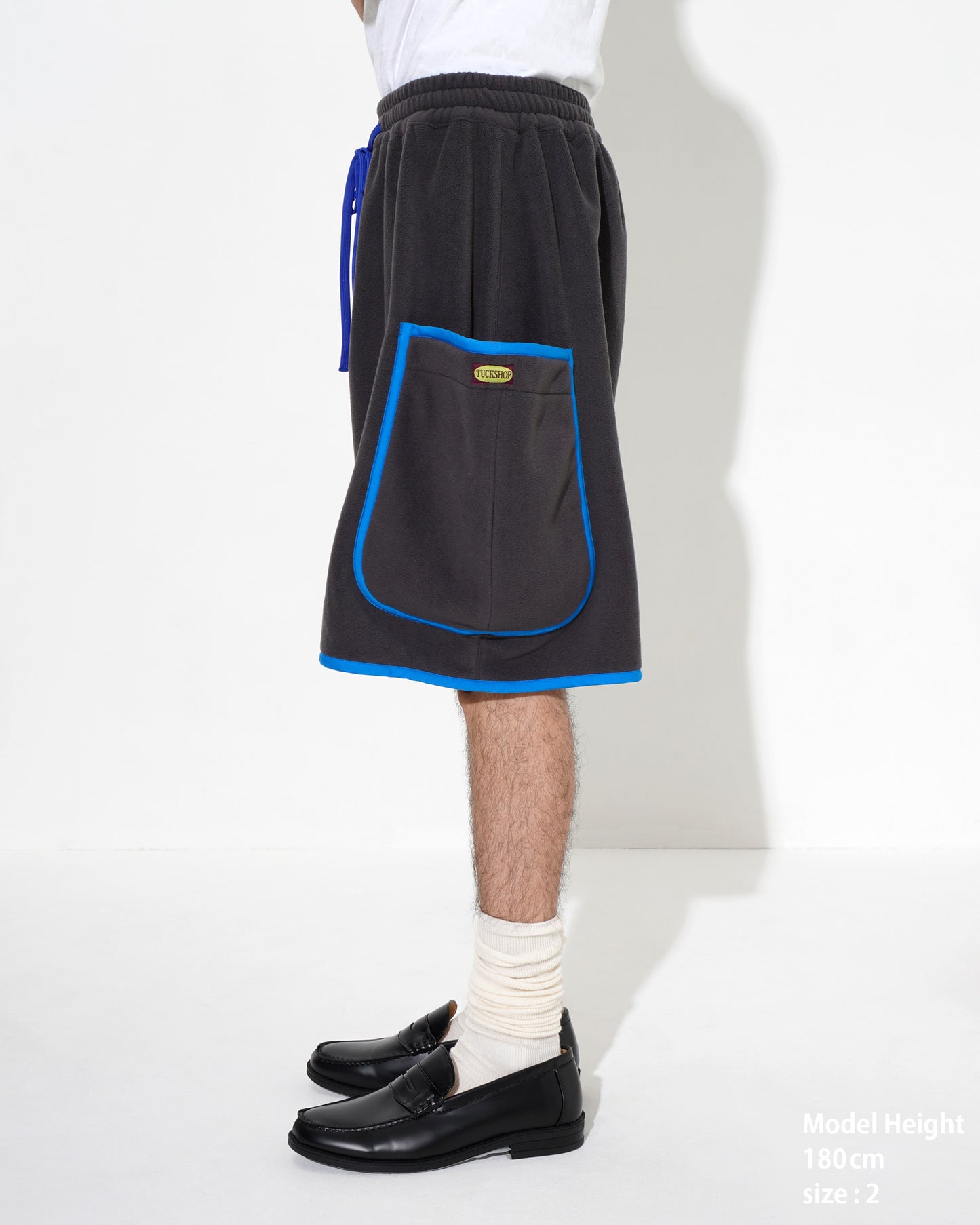 FLEECE PIPING SHORTS