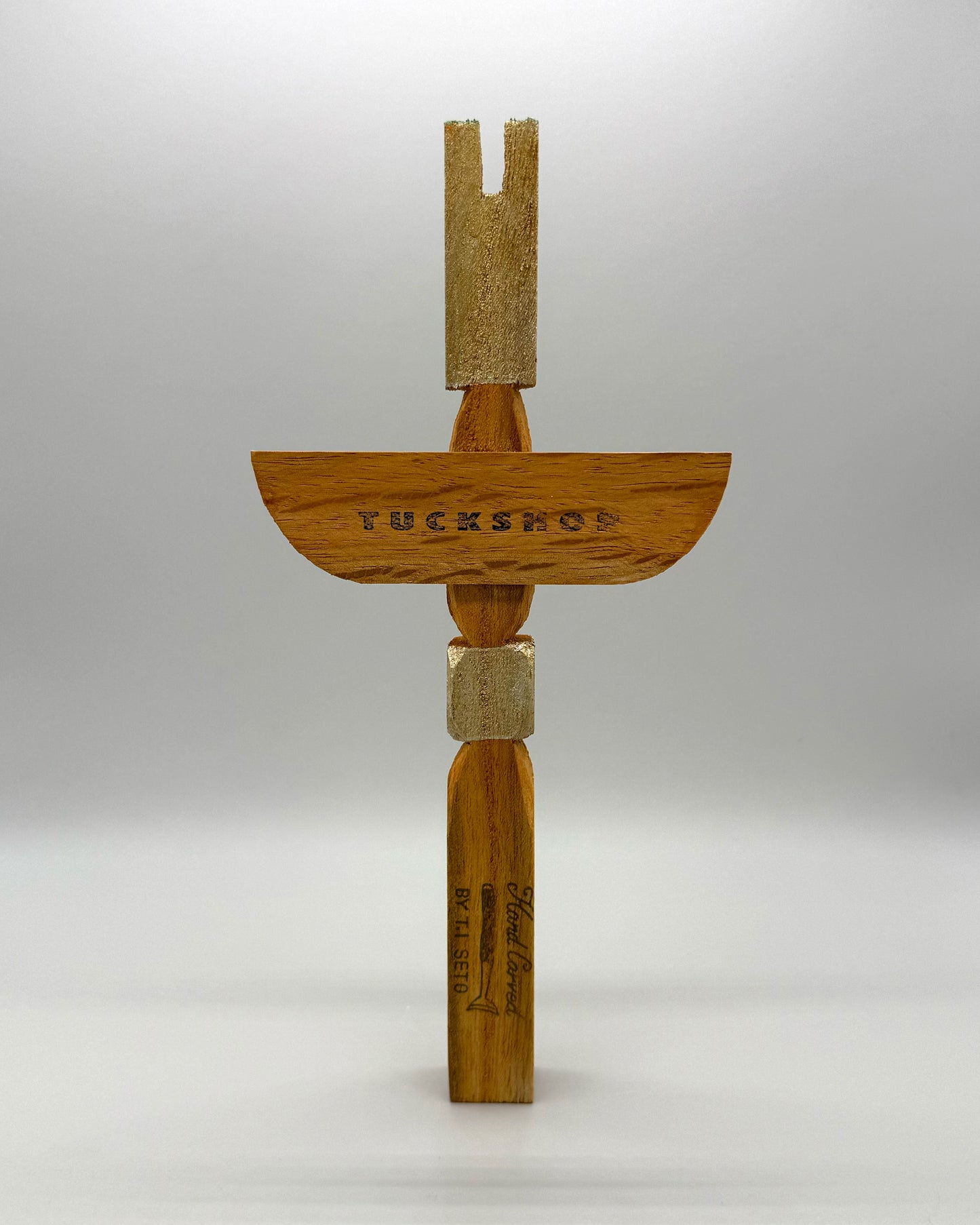 VALLEY POLE / green-03