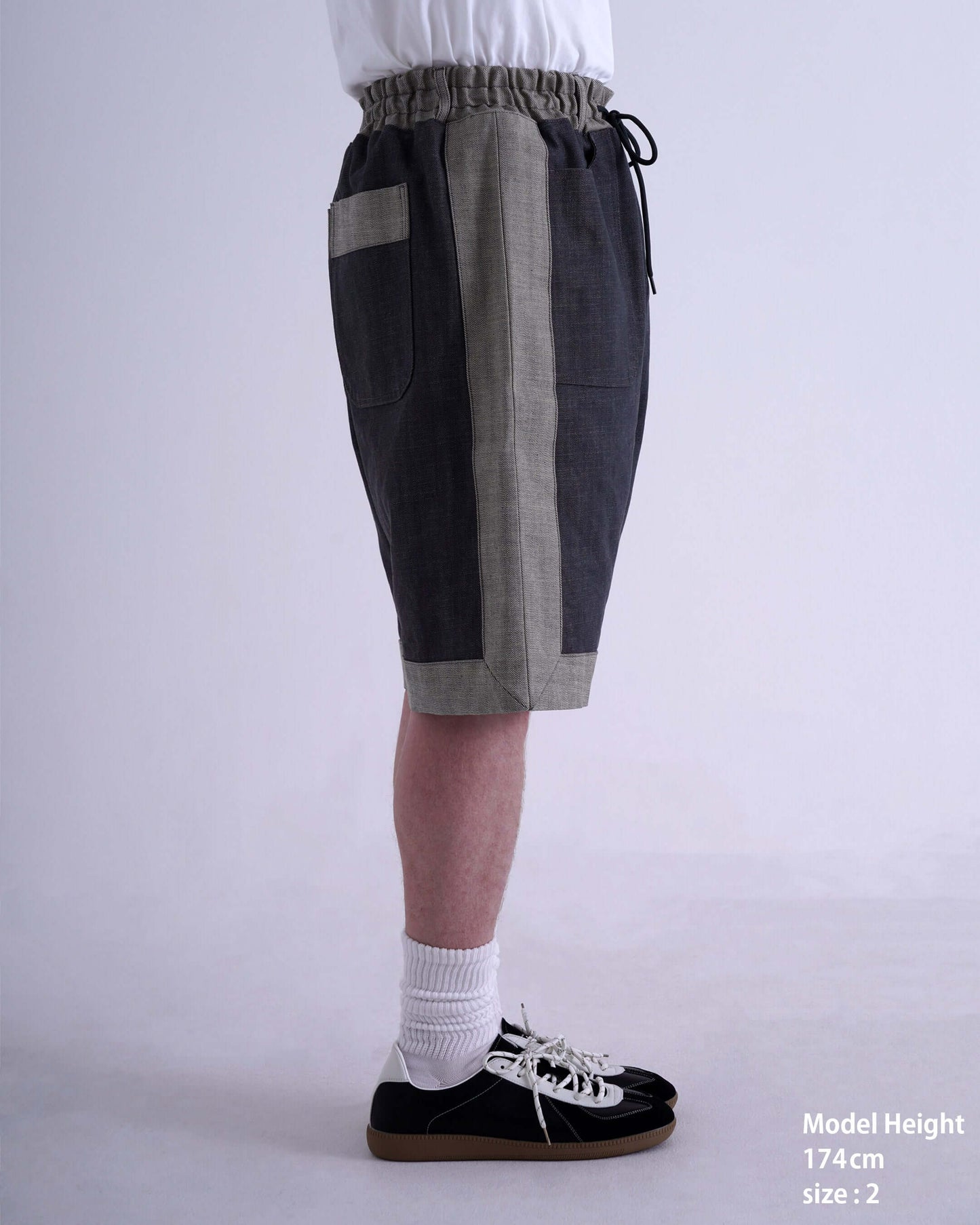 HARDWOOD SHORTS / gray