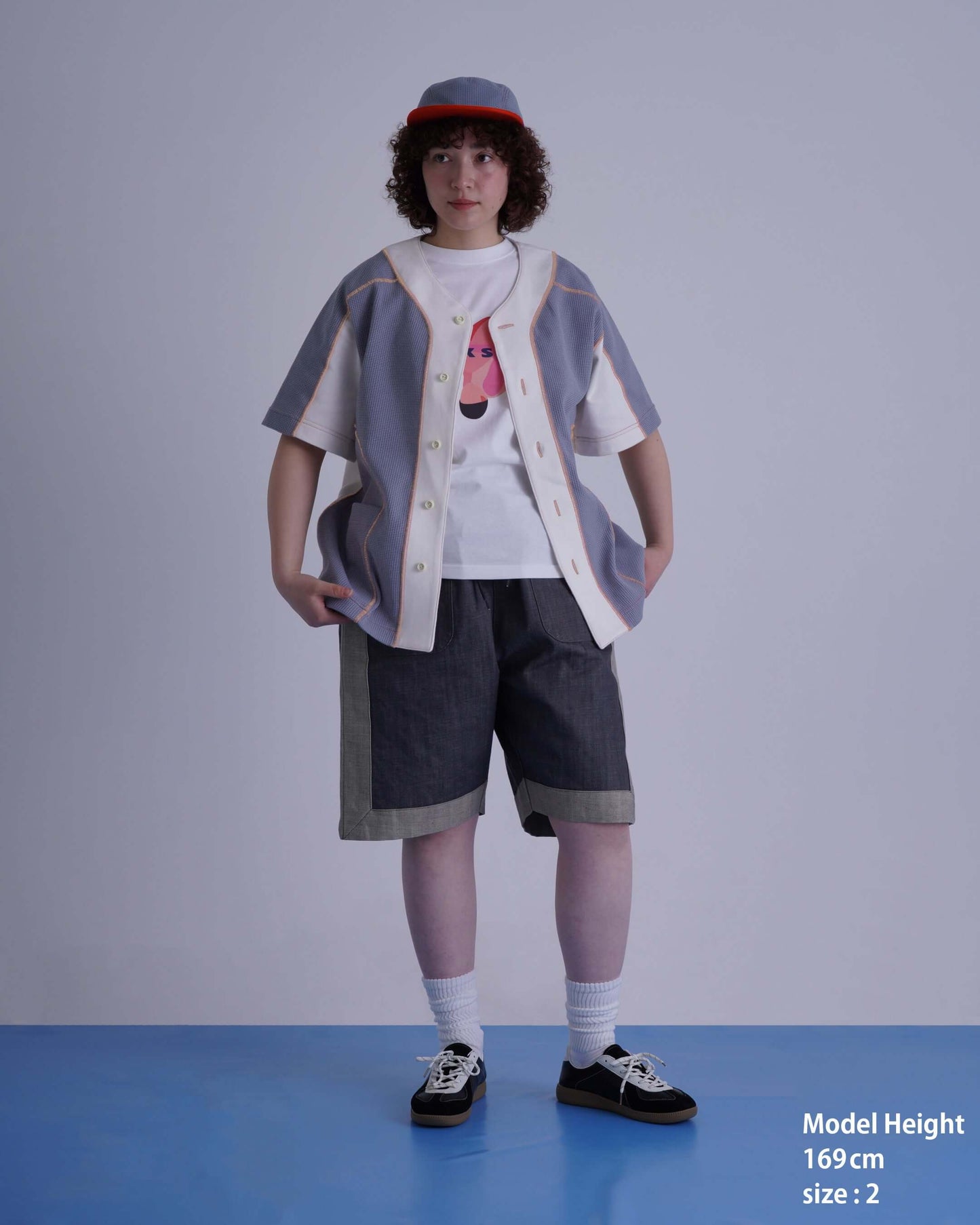 HARDWOOD SHORTS / charcoal