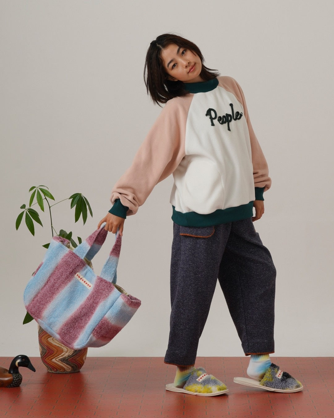 TIE DYE SHOULDER TOTE
