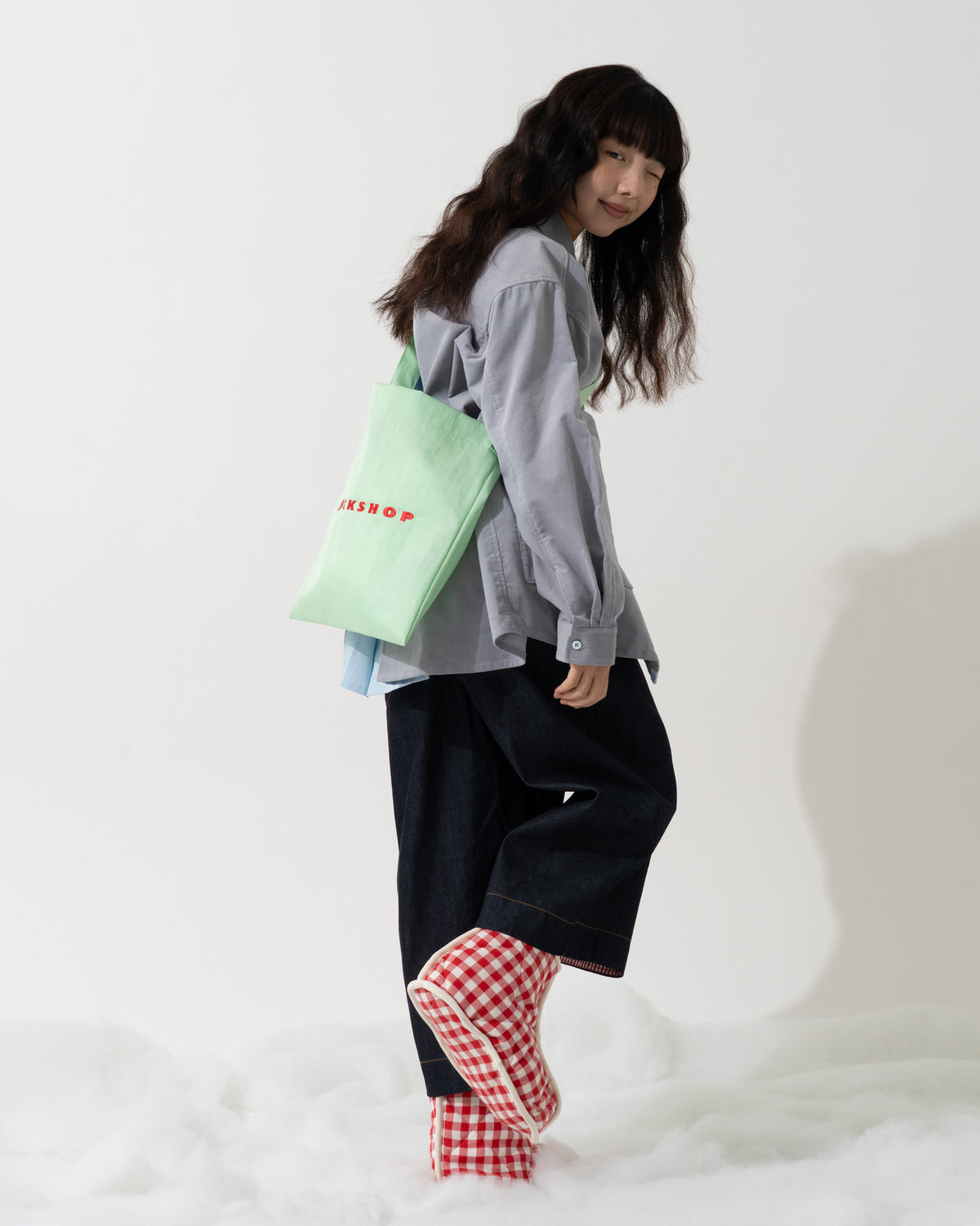 LOGO SHOULDER BAG