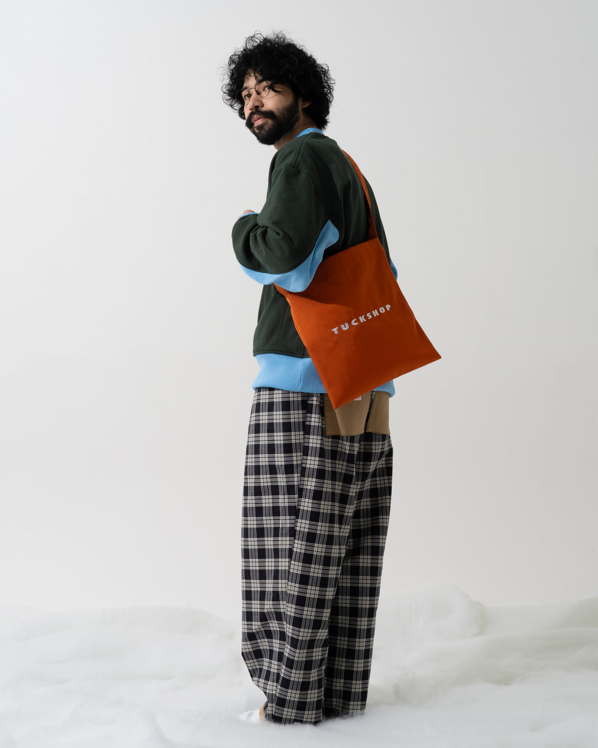 LOGO SHOULDER BAG