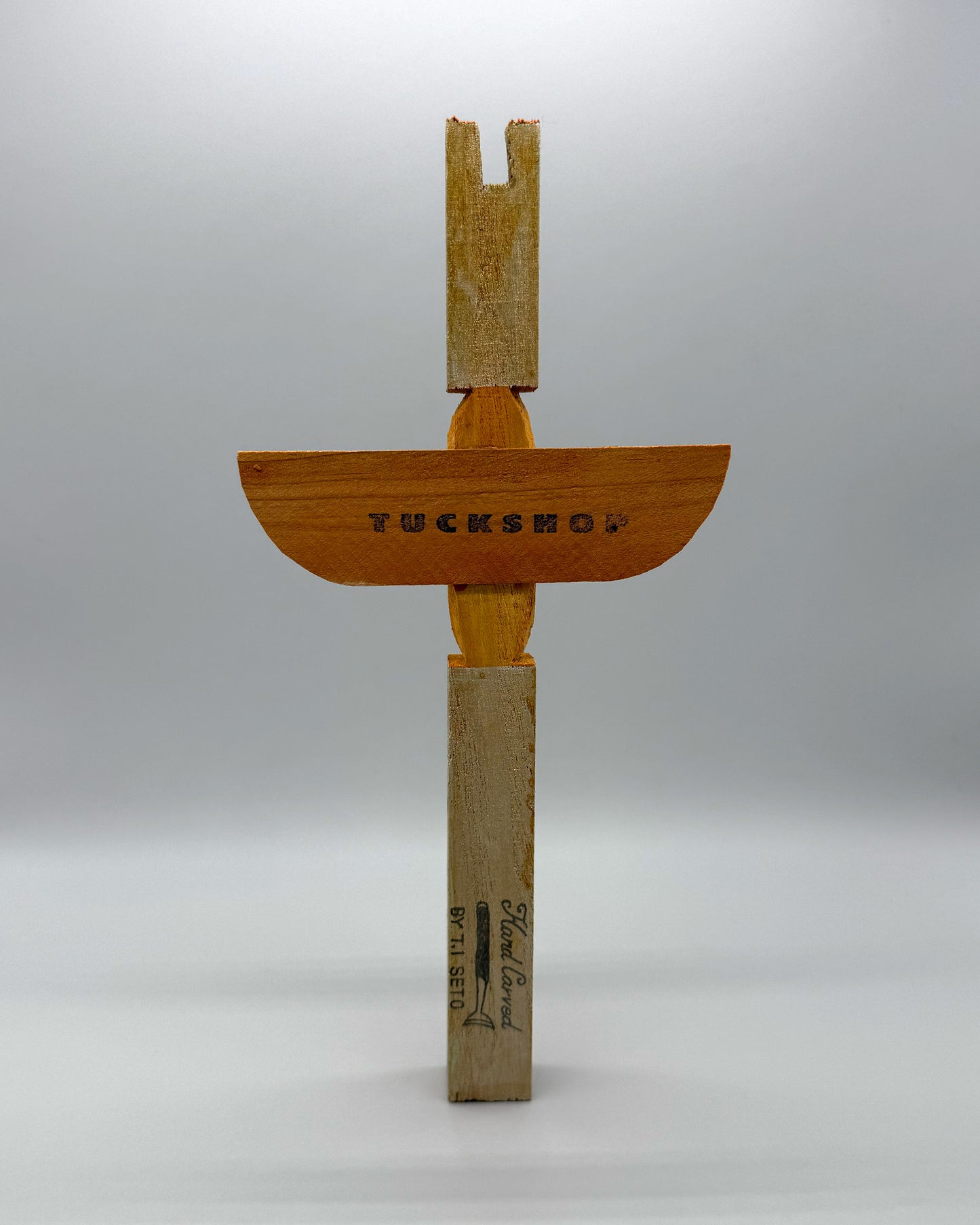 VALLEY POLE / orange-01