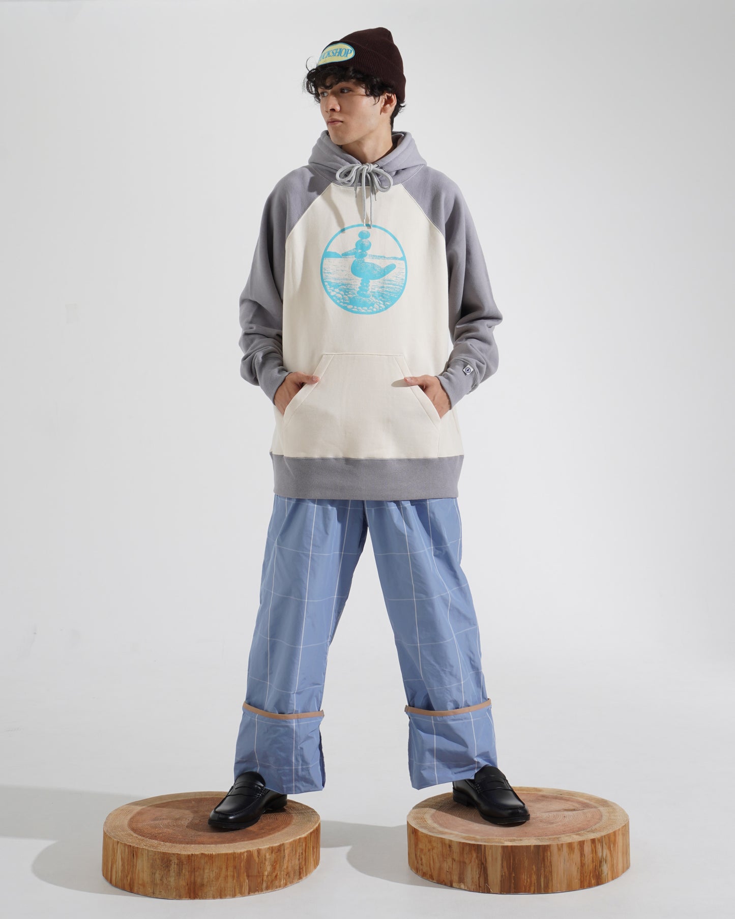 PRINTED RAGLAN HOODIE