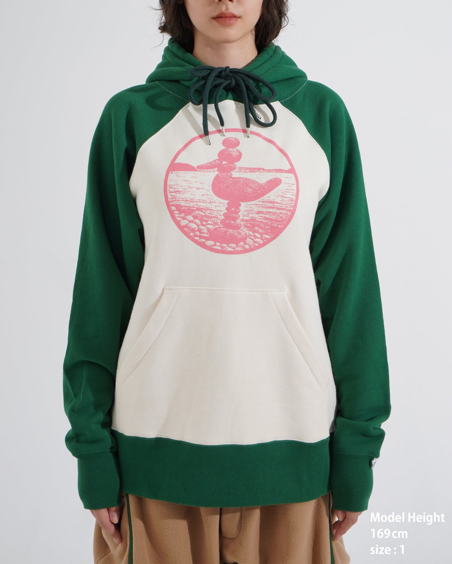 PRINTED RAGLAN HOODIE