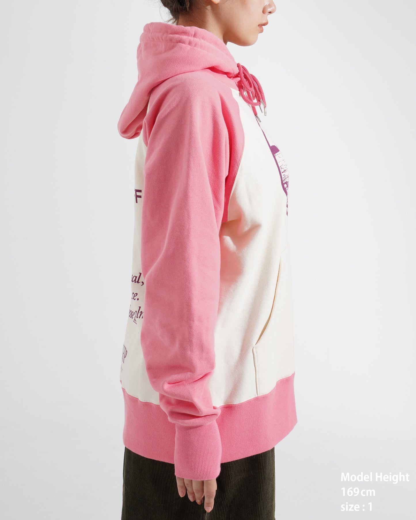 PRINTED RAGLAN HOODIE