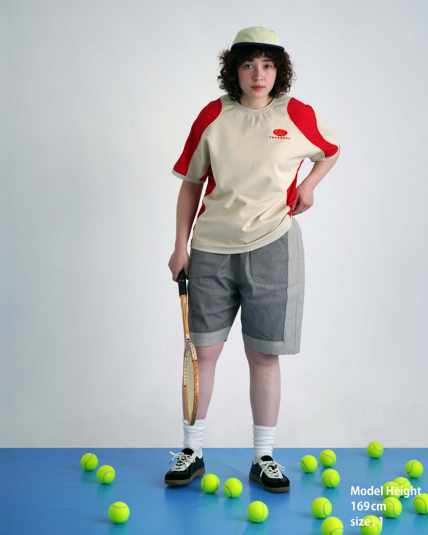 RALLY T-SHIRT / beige & red