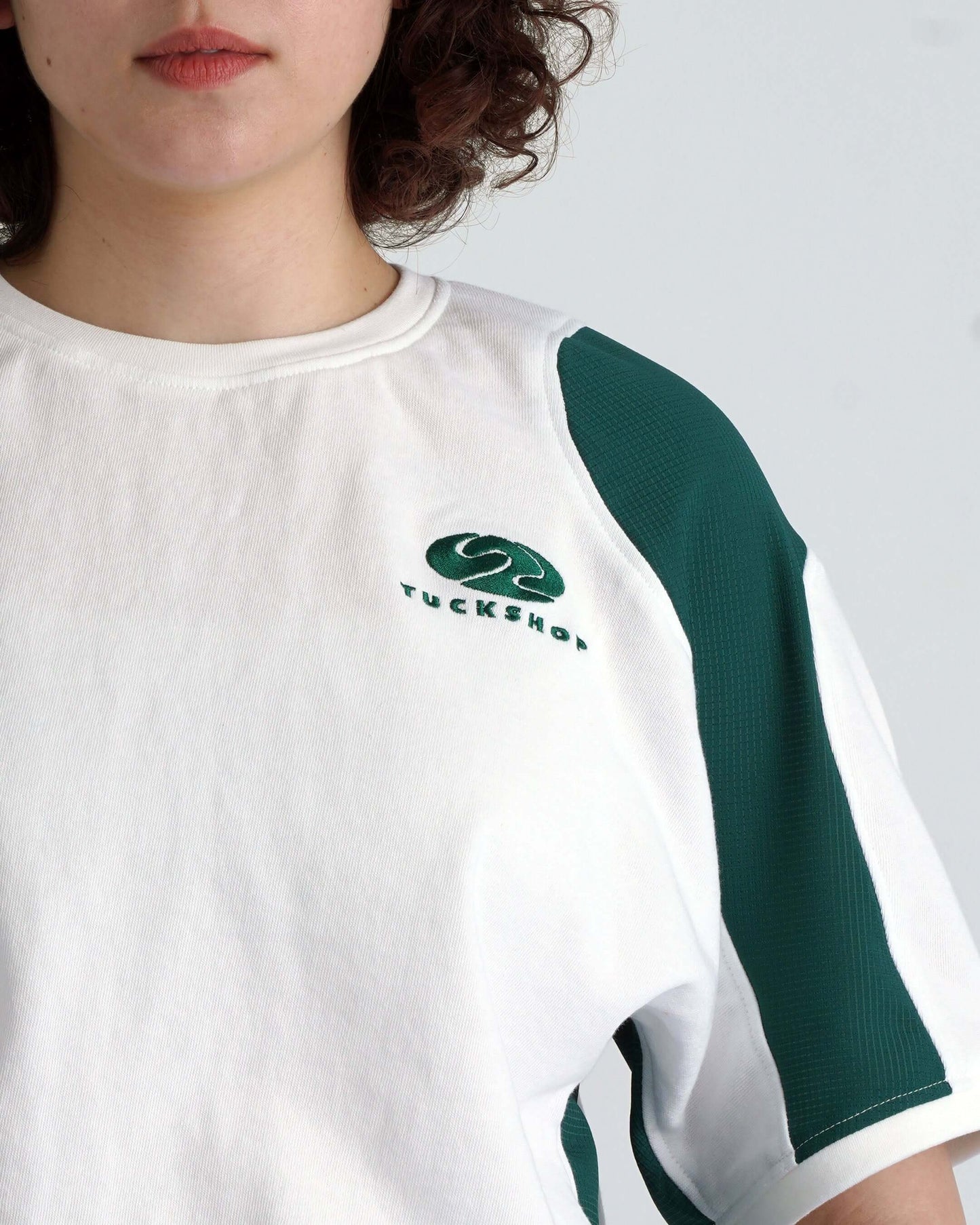 RALLY T-SHIRT / white & dark green