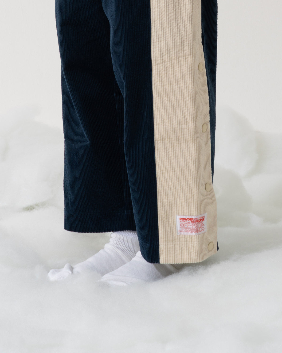 SNAP CORDUROY PANTS / navy & ivory