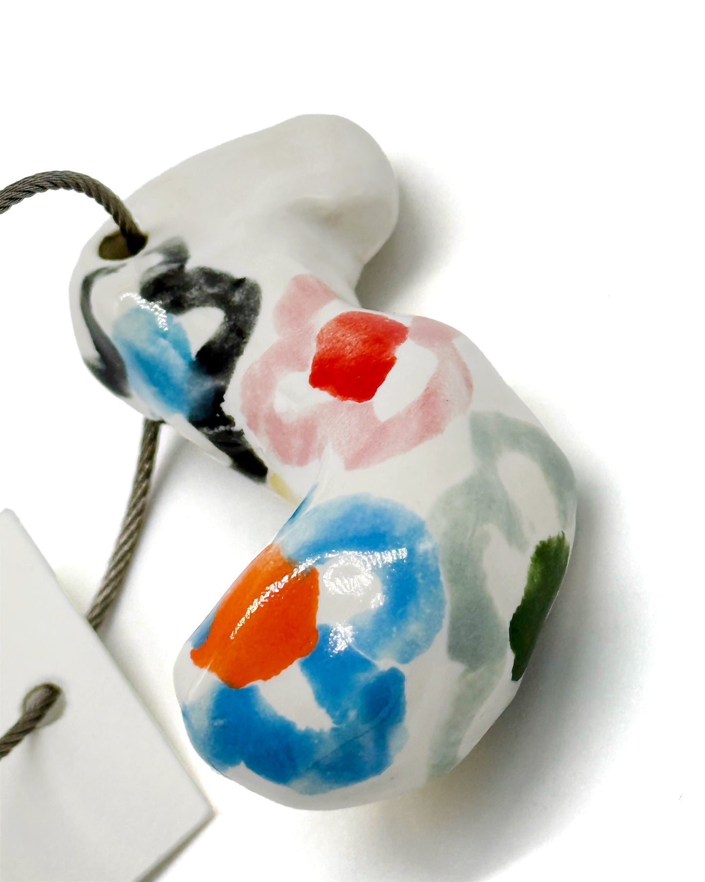 KEY CHARM / note-white