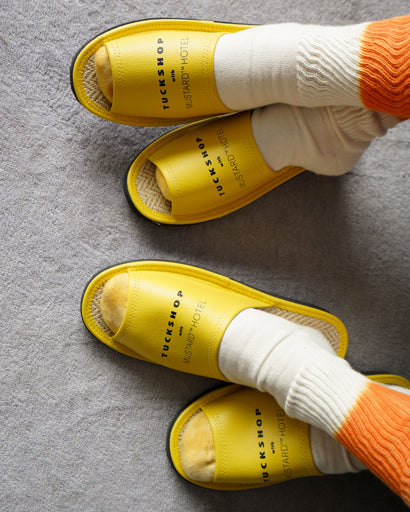 WOVEN SLIDES - MUSTARD