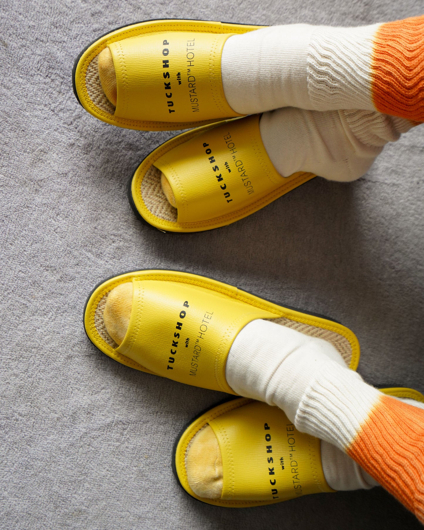 WOVEN SLIDES - MUSTARD