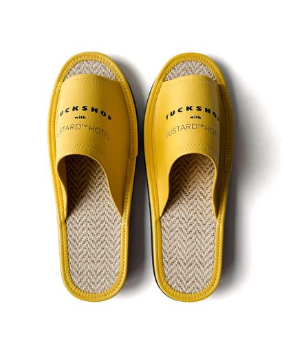 WOVEN SLIDES / mustard