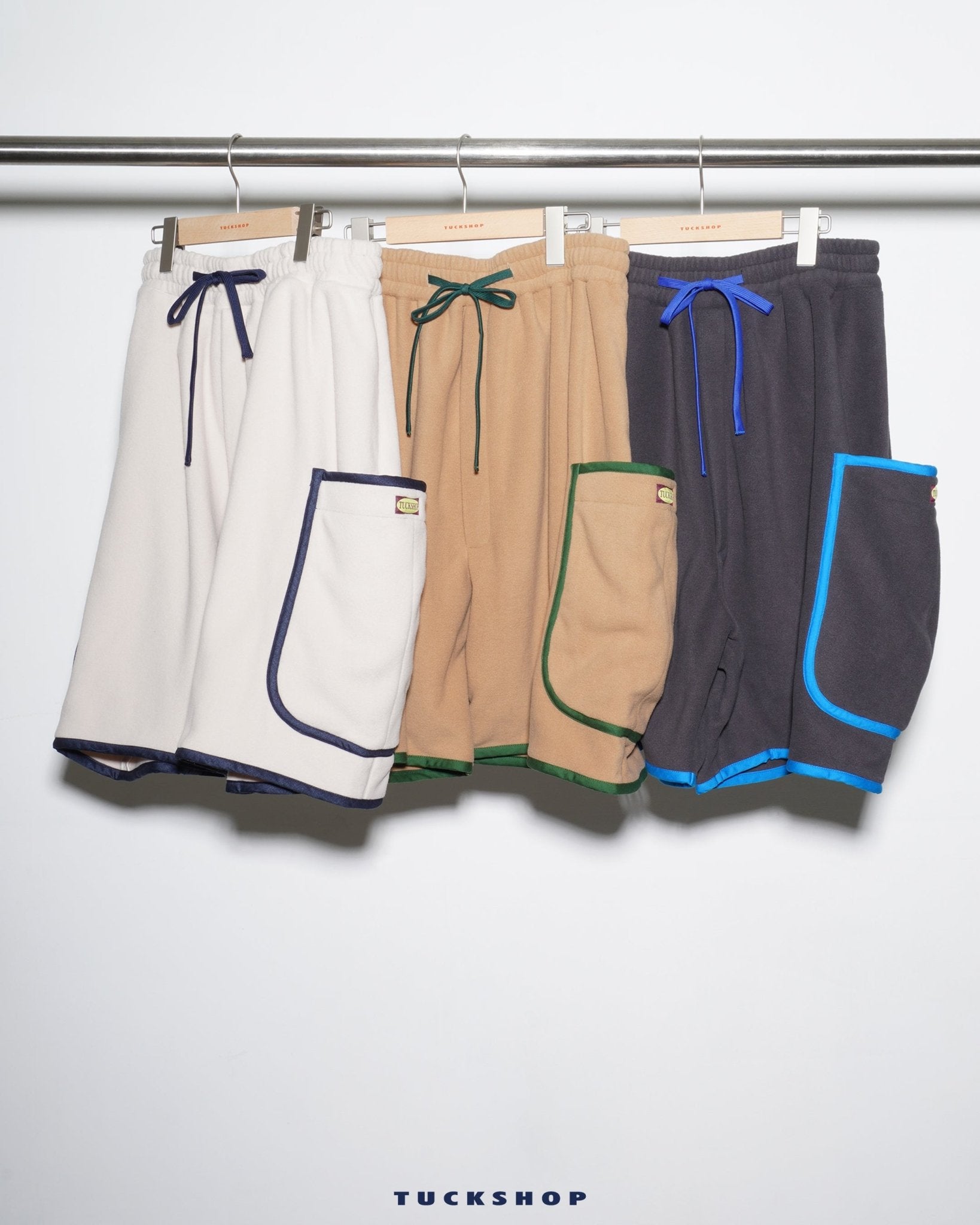 FLEECE PIPING SHORTS - TUCKSHOP
