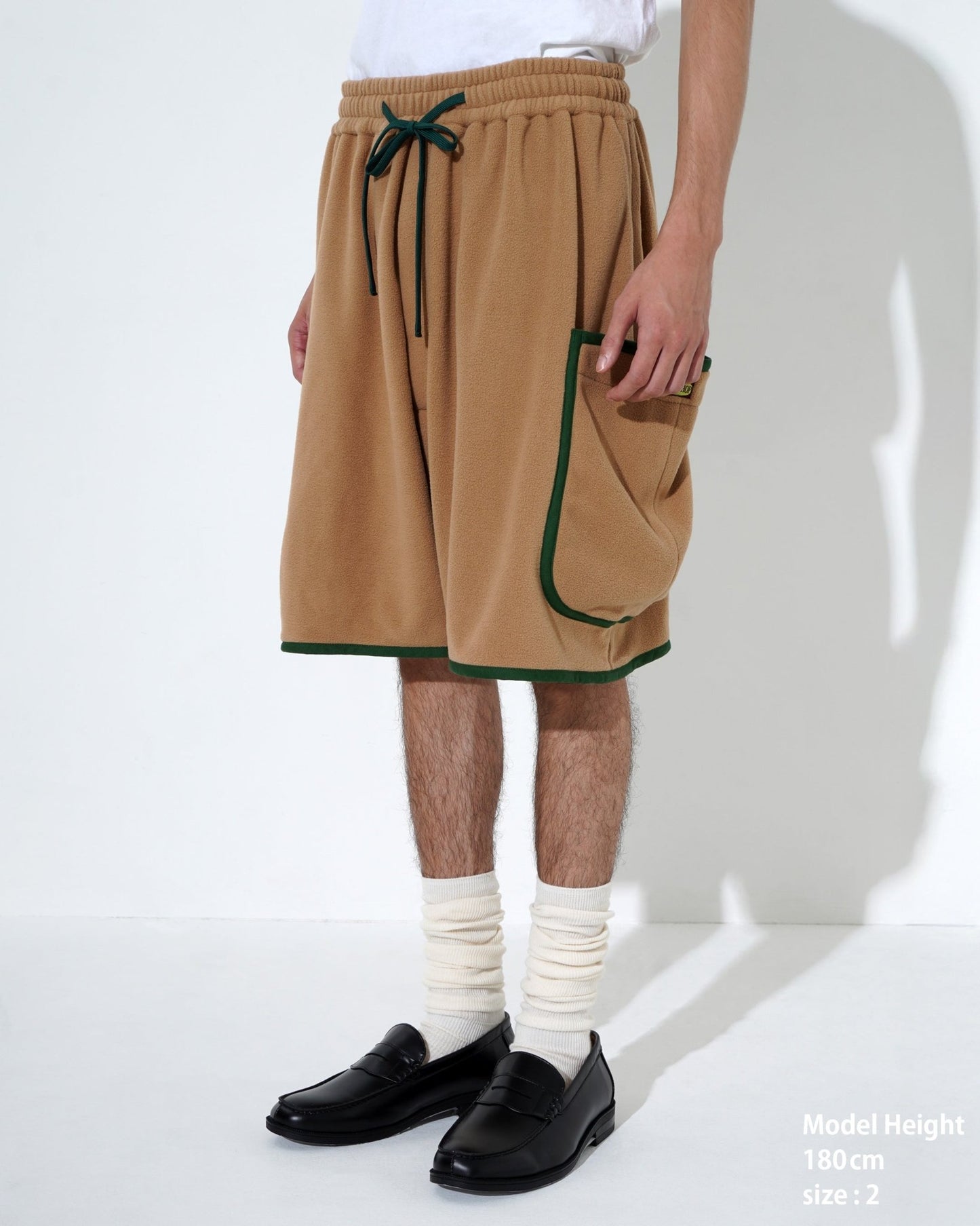 FLEECE PIPING SHORTS - TUCKSHOP
