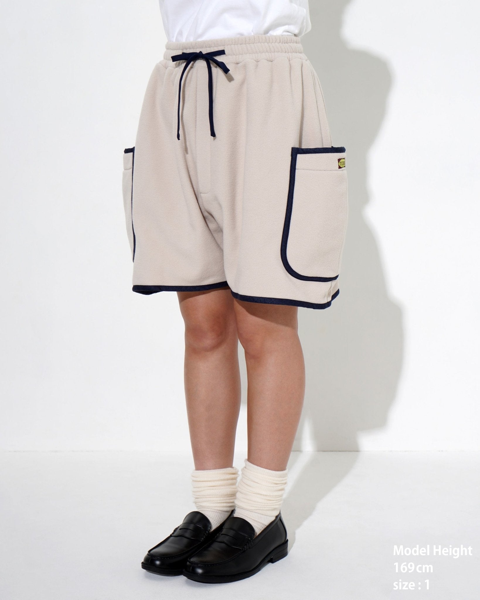 FLEECE PIPING SHORTS - TUCKSHOP
