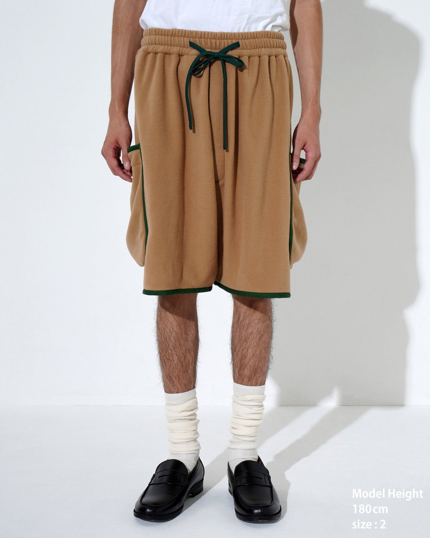 FLEECE PIPING SHORTS - TUCKSHOP