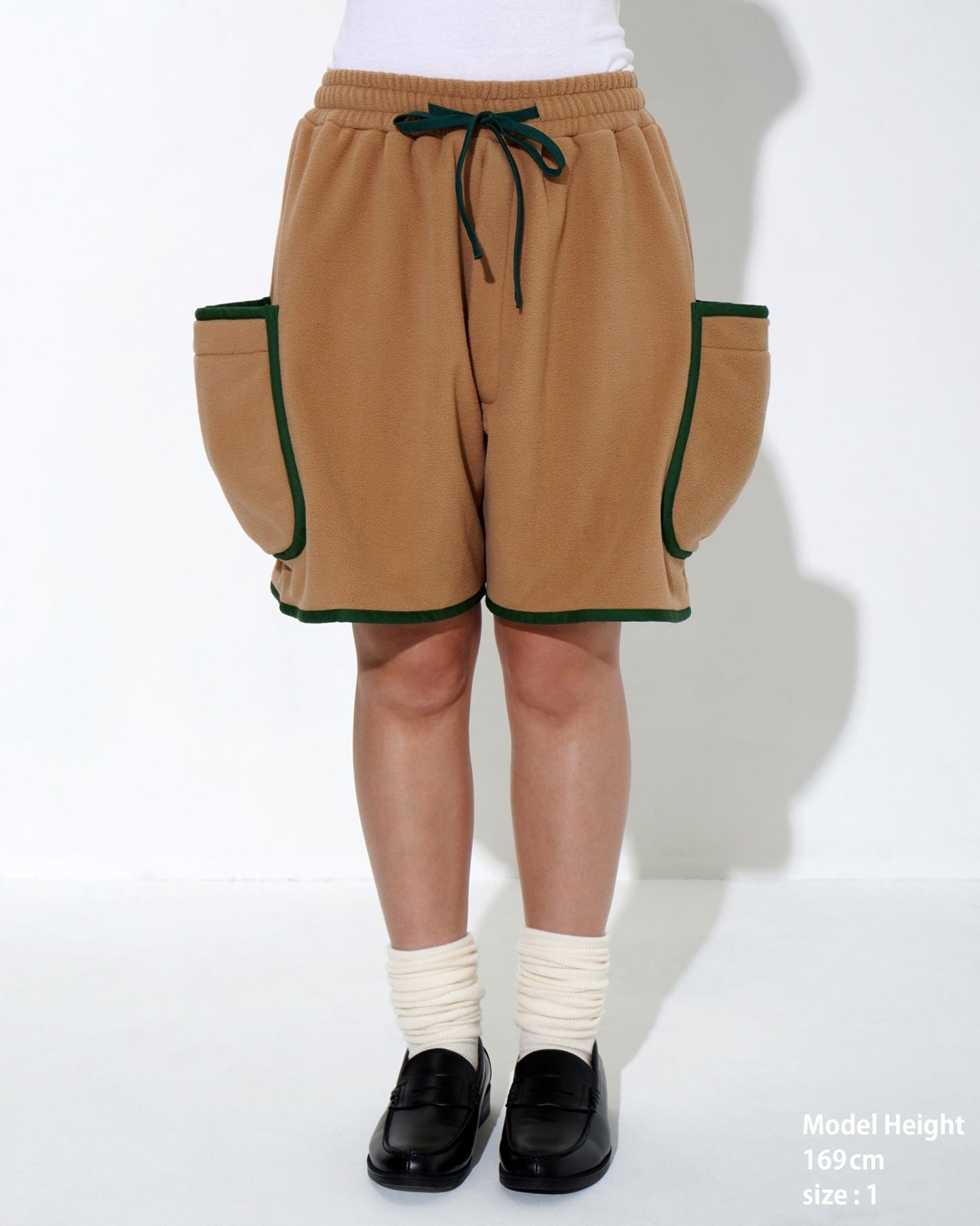 FLEECE PIPING SHORTS - TUCKSHOP