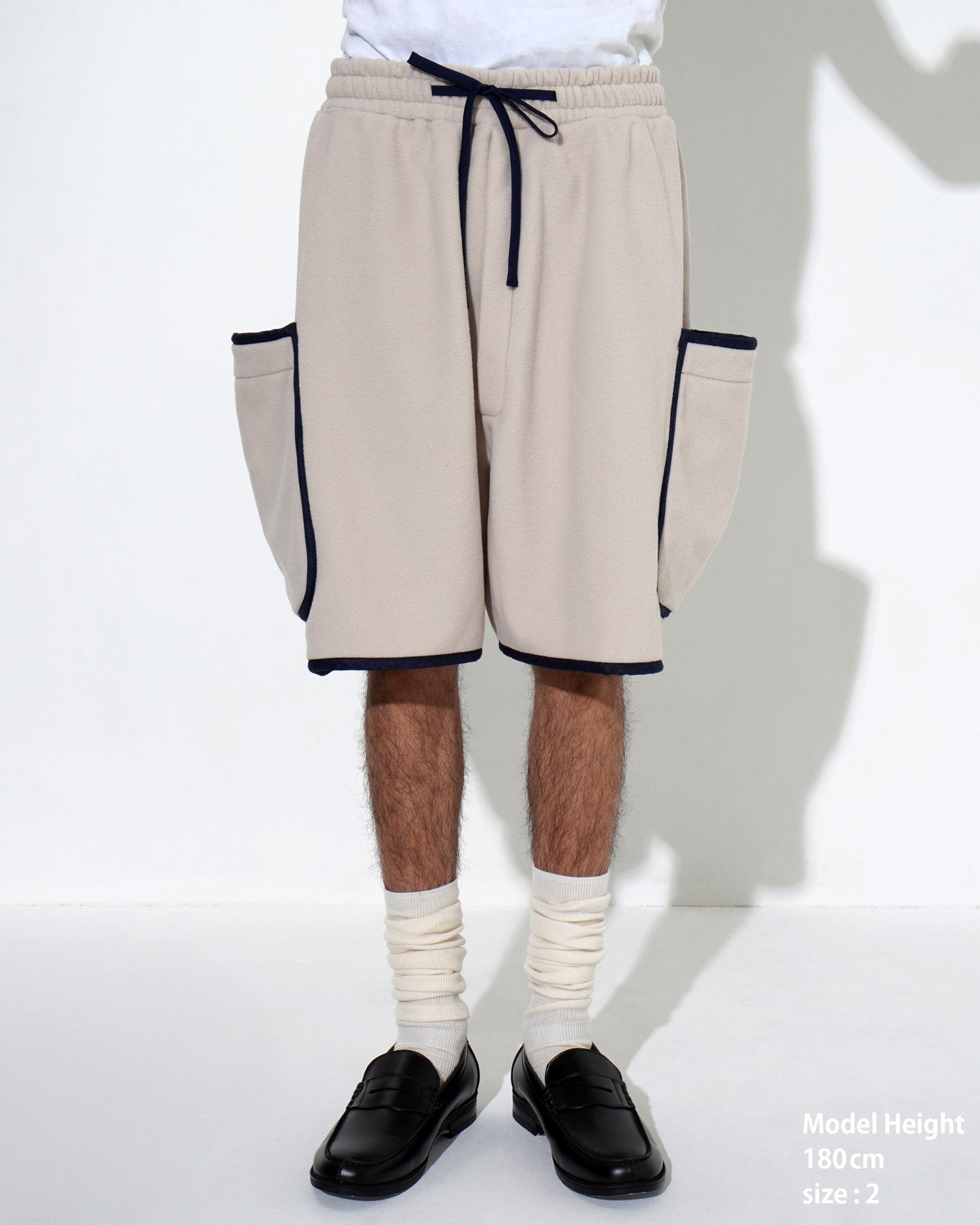 FLEECE PIPING SHORTS - TUCKSHOP