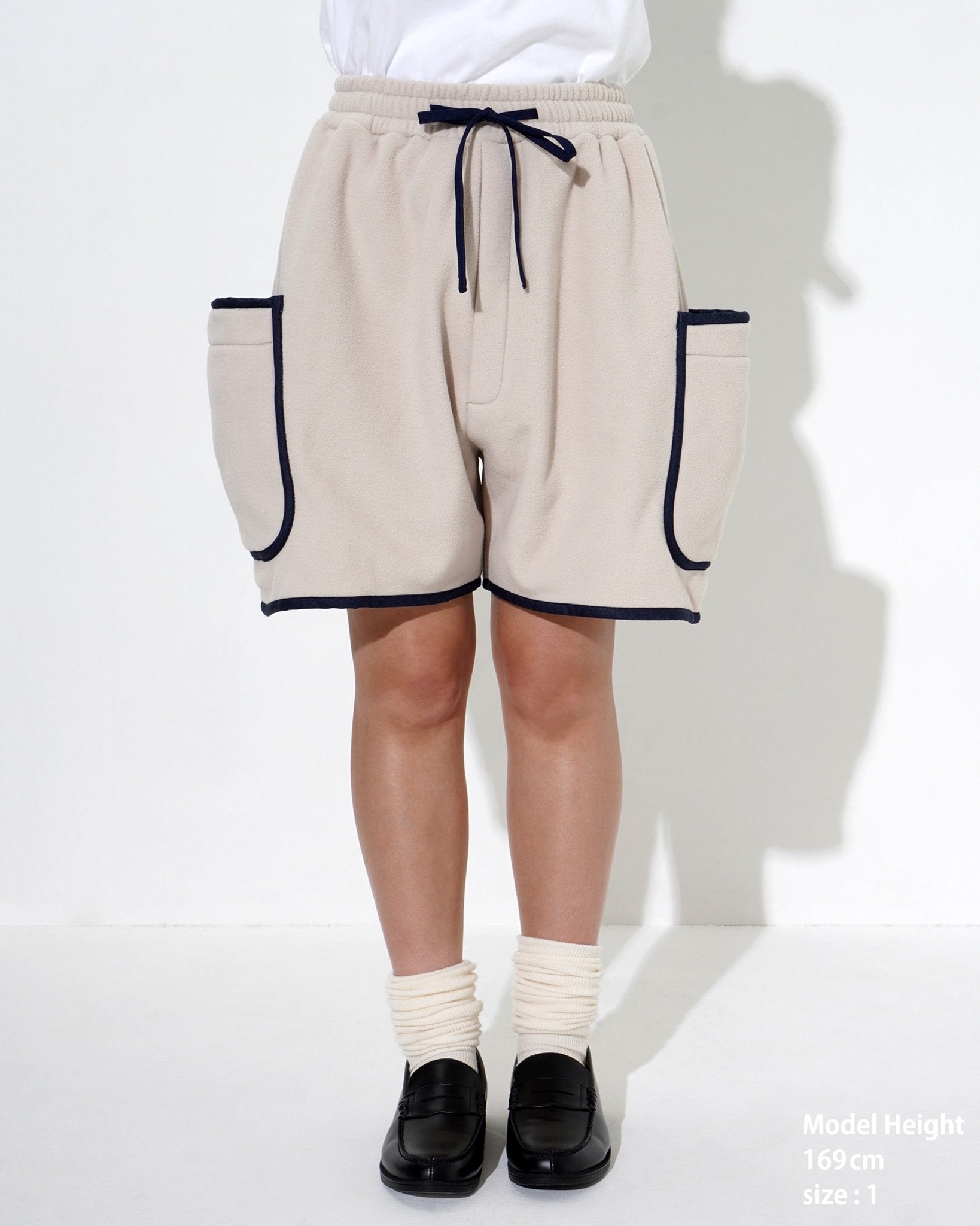 FLEECE PIPING SHORTS - TUCKSHOP