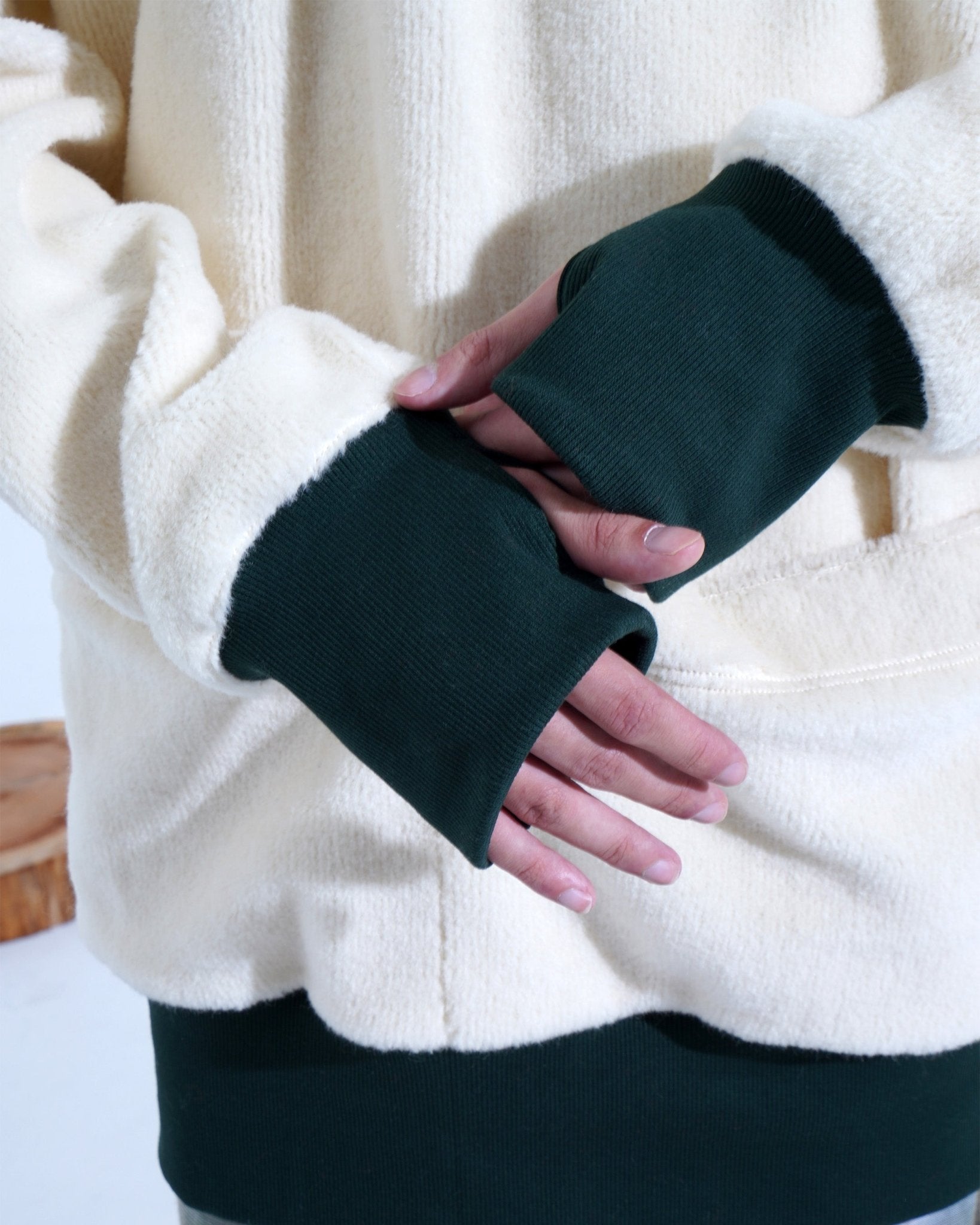 MCMC PULLOVER - TUCKSHOP
