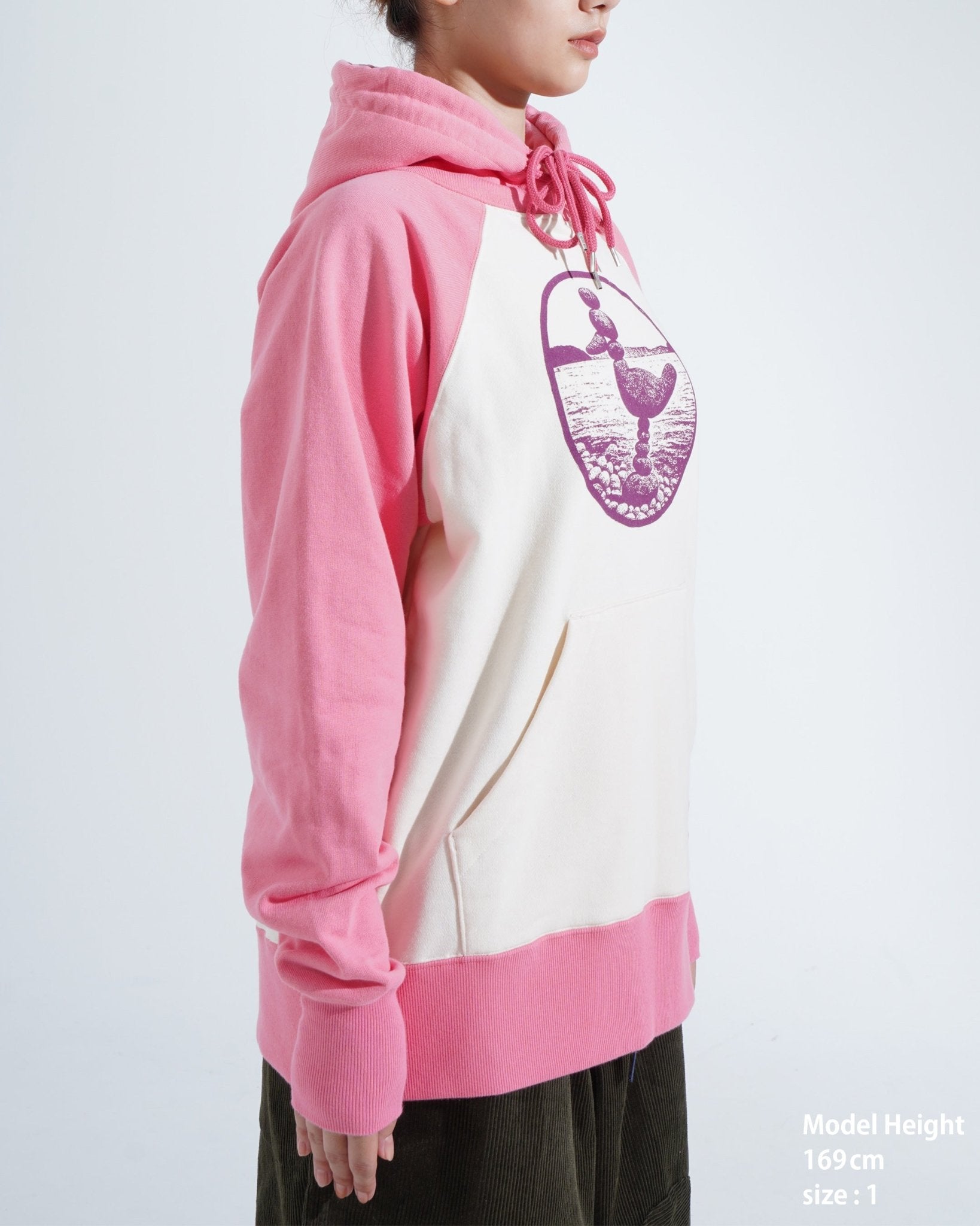 PRINTED RAGLAN HOODIE - TUCKSHOP