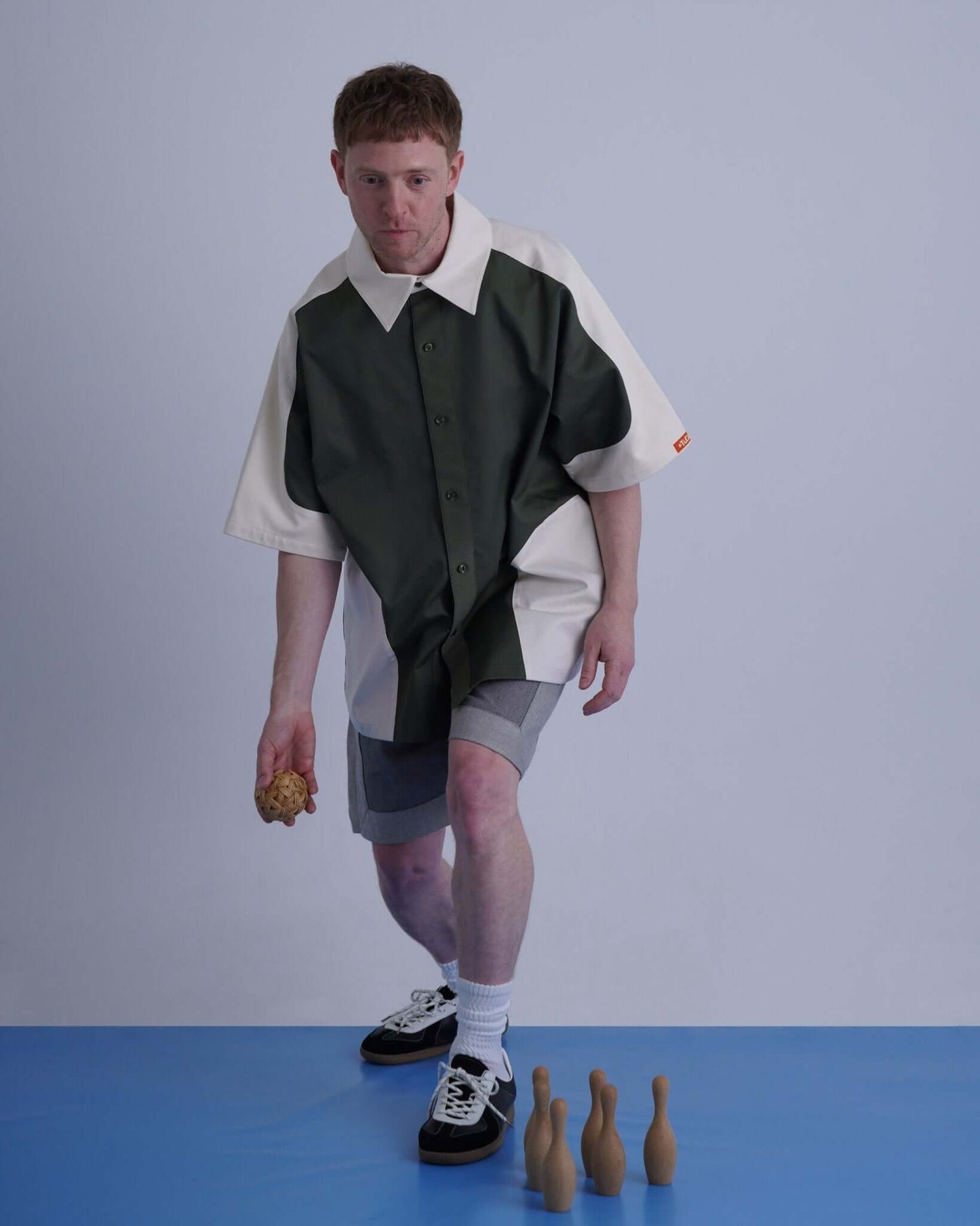 SPLIT SS SHIRT / off white & khaki - TUCKSHOP