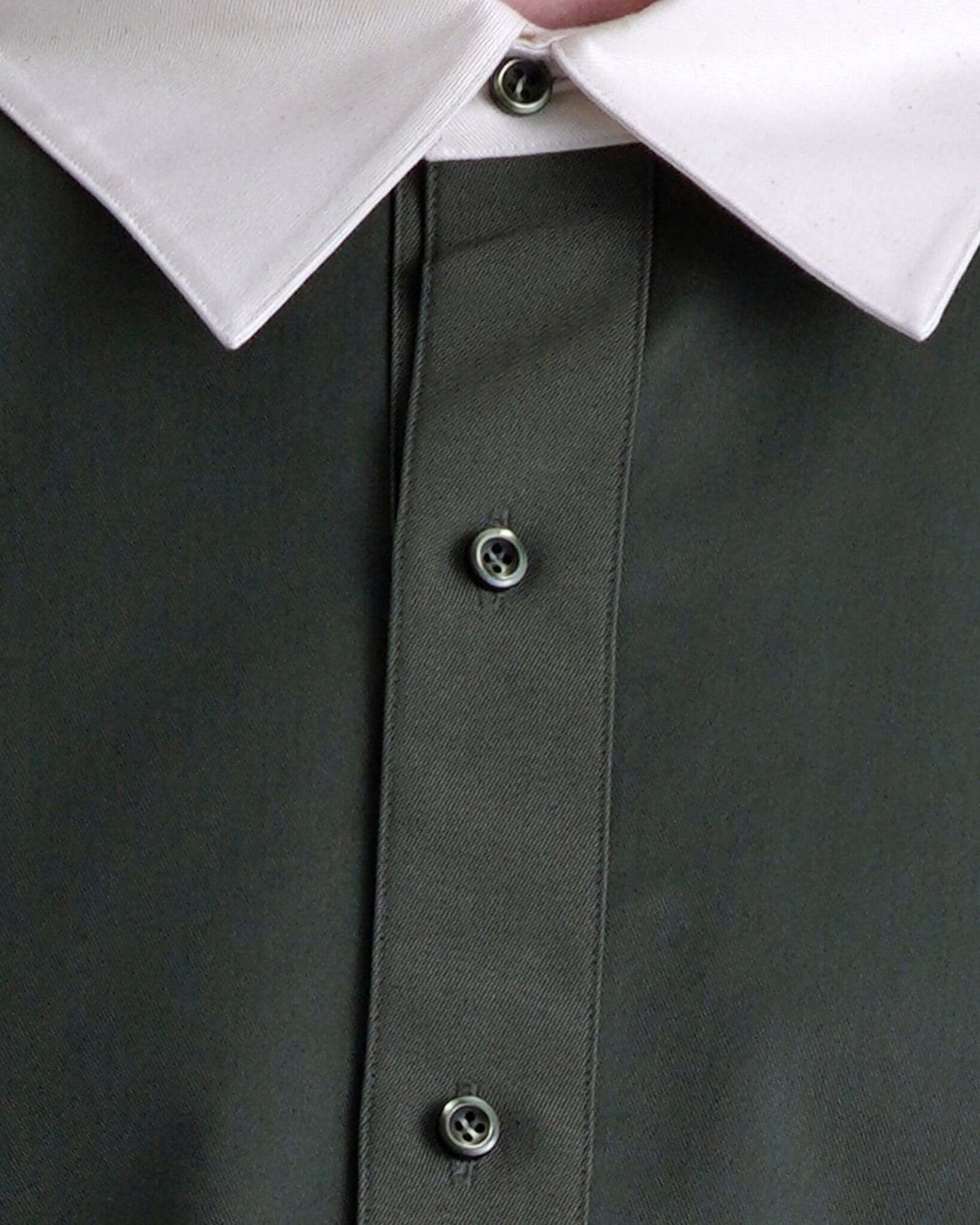 SPLIT SS SHIRT / off white & khaki - TUCKSHOP