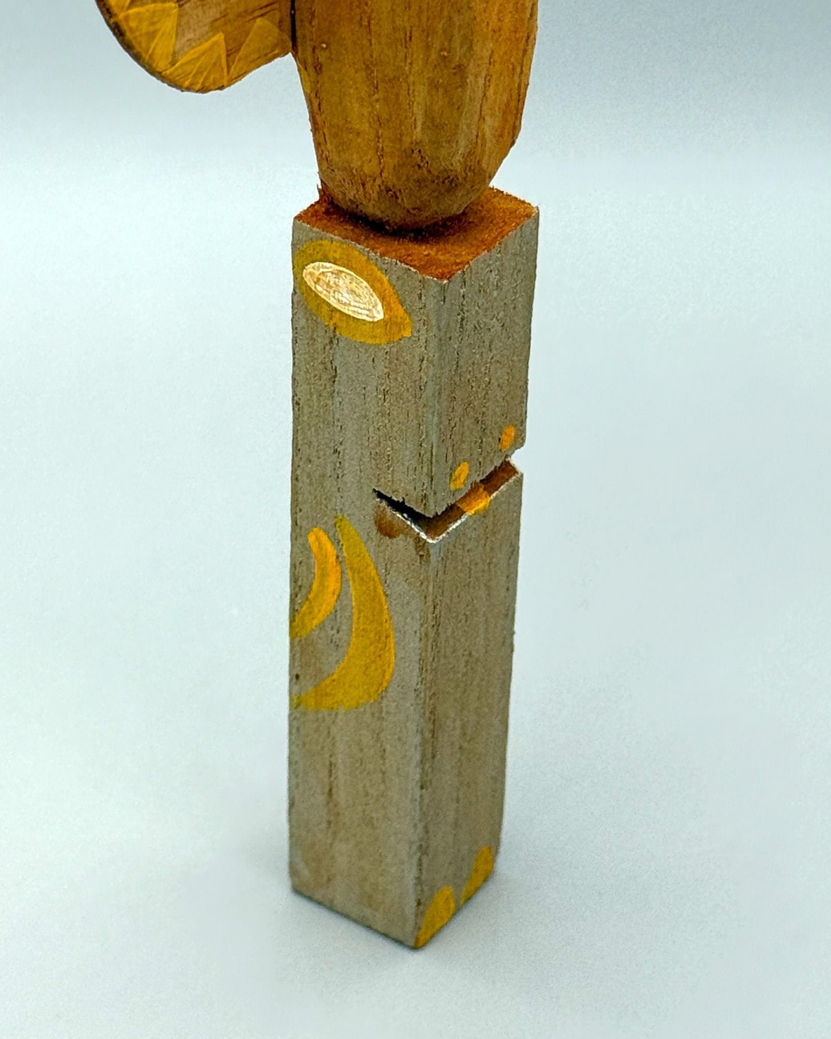 VALLEY POLE / yellow - 02 - TUCKSHOP